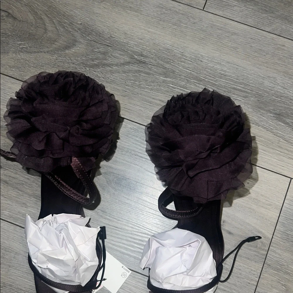 Elegant Purple Wedge Flower Sandals
